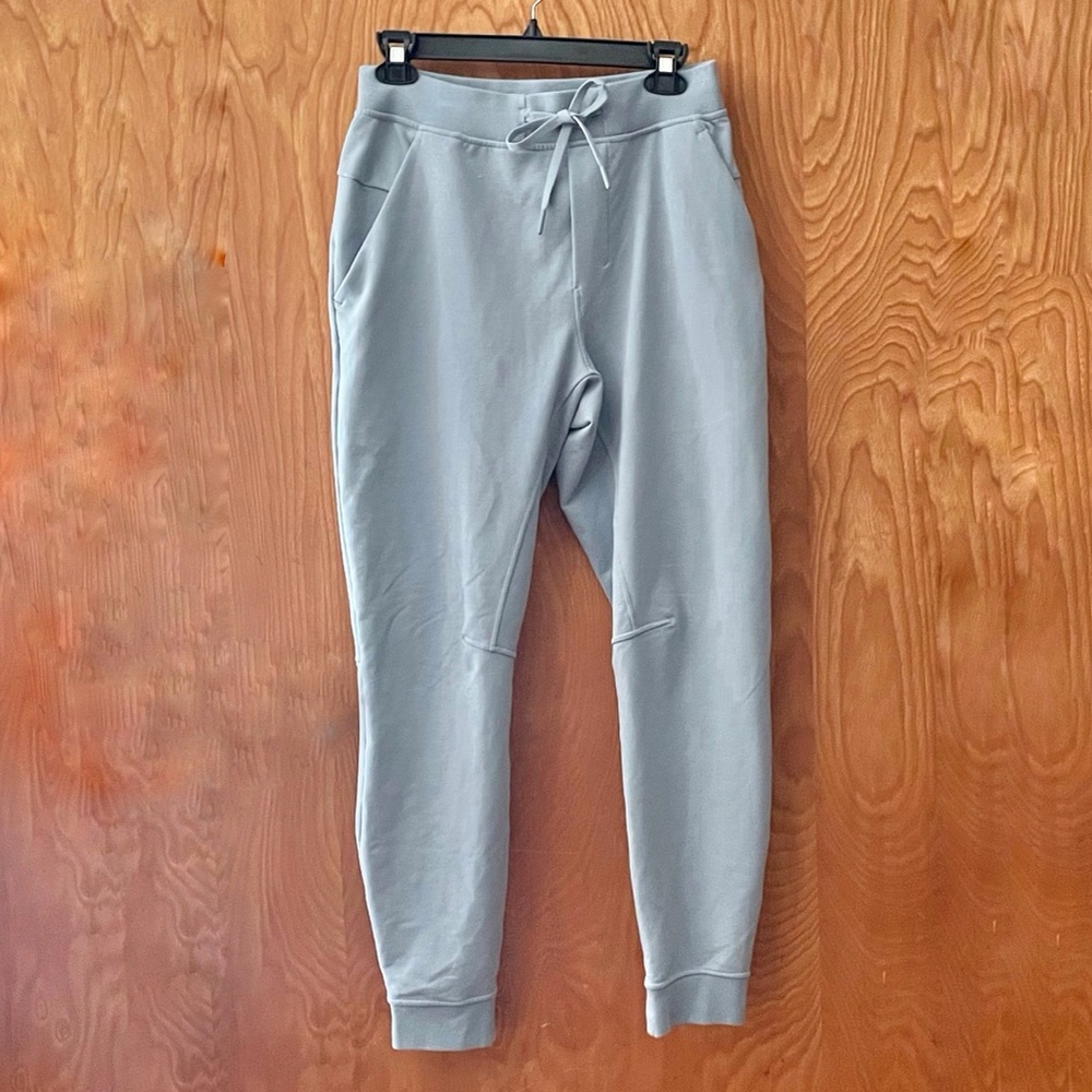 Men’s Lululemon joggers sweat pants, slate blue, slim fit, size small